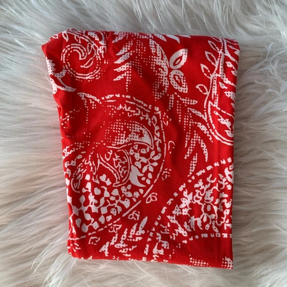 New! Lularoe bandana pattern leggings Tween